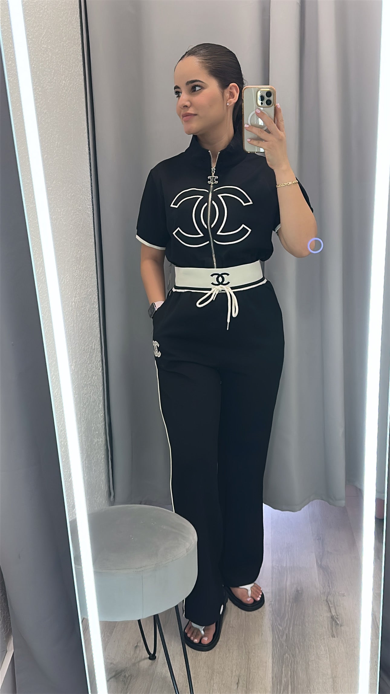 Set Liana