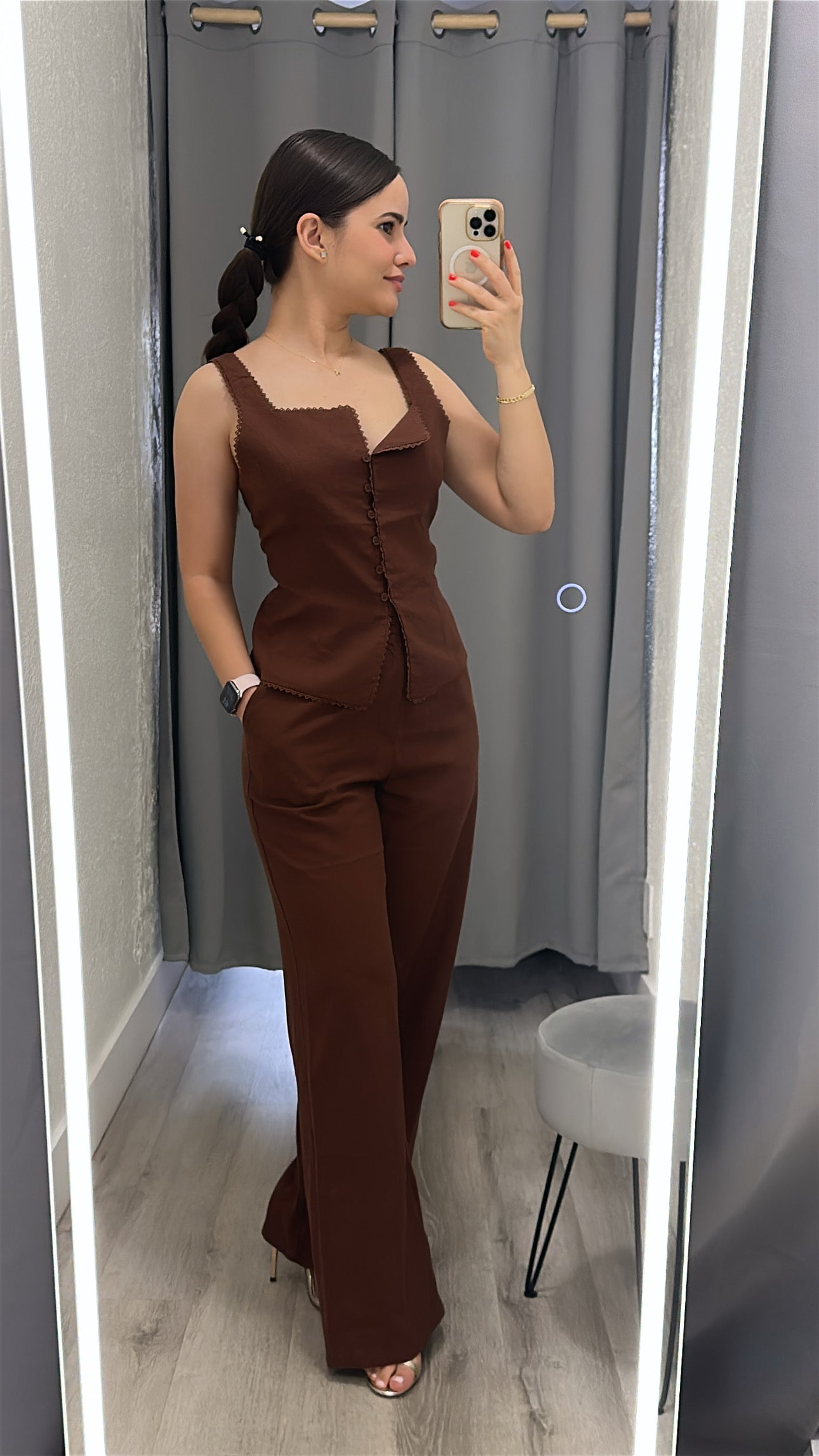 Set Ariana