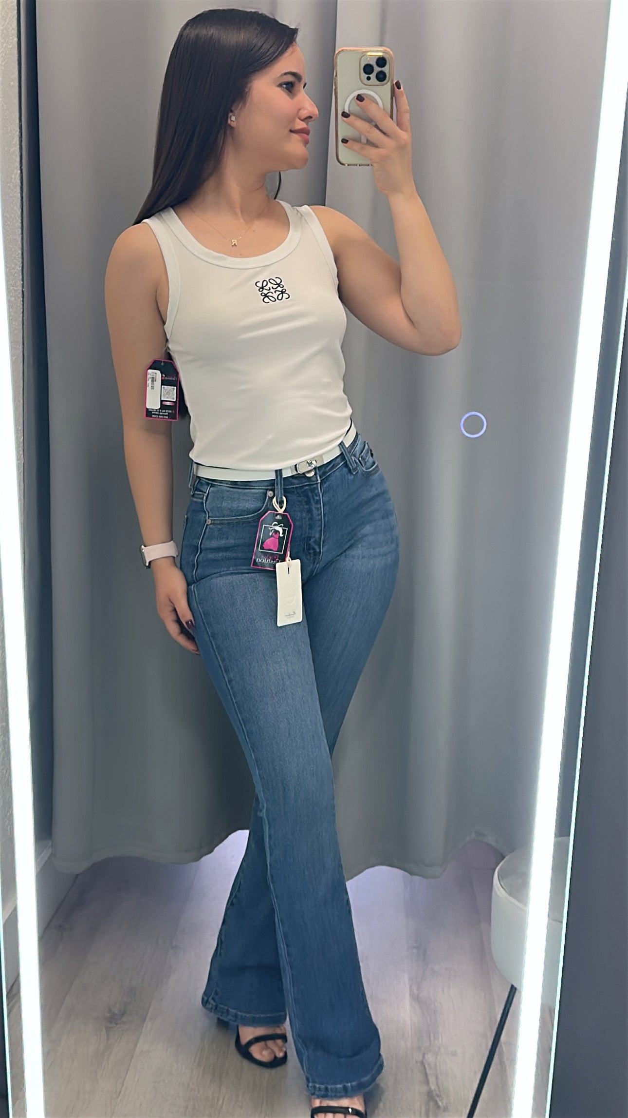 Jean Laila