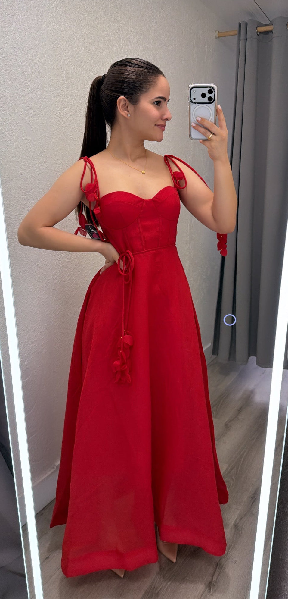 Dress Kiss