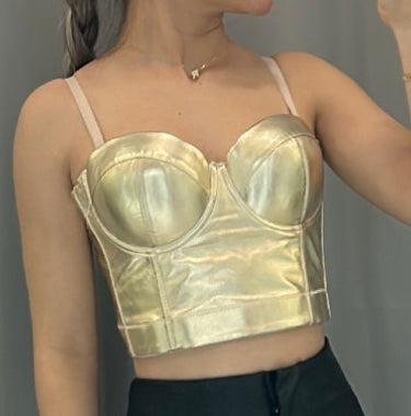 TOP AMIRA