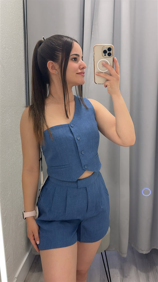 Set Adelyn