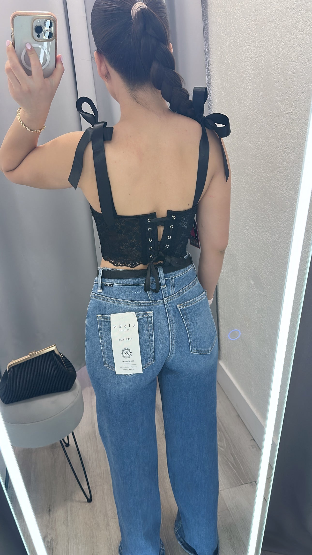 Top Elara